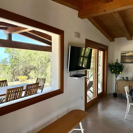 Villa Indipendente, Rena Majore